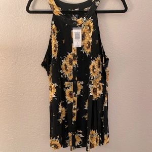 Torrid Smocked Sunflower Tank NWT